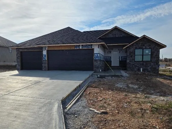 959 S Silverwood Lane, Nixa, MO 65714