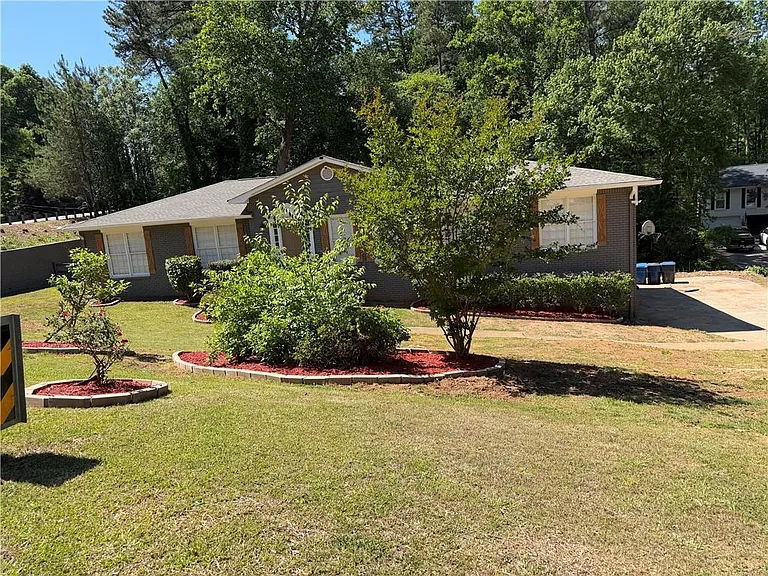 3336 Camelot Dr — Photo 74