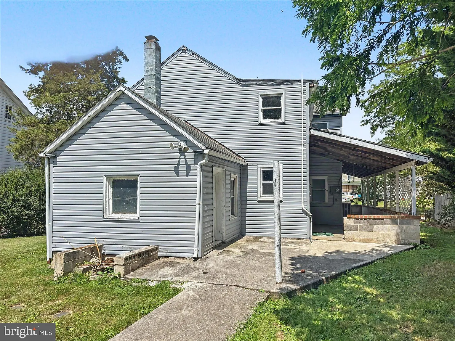 2 bed, 1.0 bath, 1530 sqft, $1,700 — Photo 2