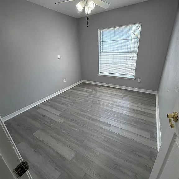 404 San Gabriel St — Photo 8