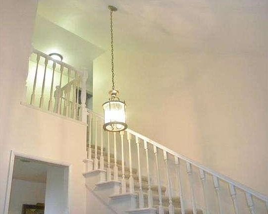 Wonderful Entry with Smooth Volume Ceilings