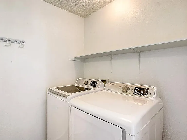 17627 Dansworth Dr — Photo 42