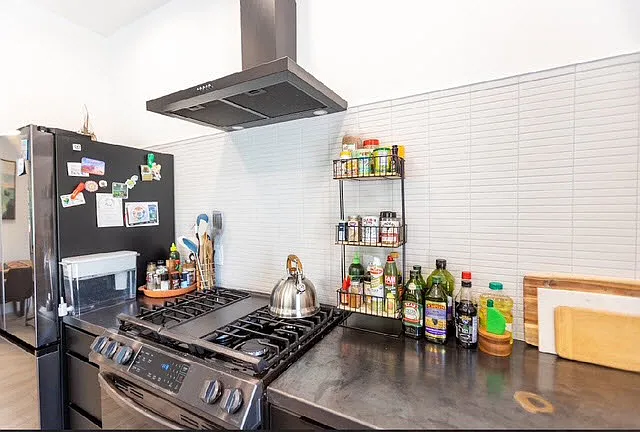 Gas stove and oven.