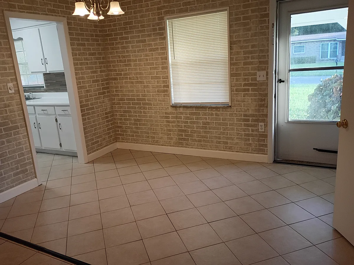 Building Photo - 3113 Joyann St