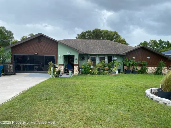 4100 Montano Ave, Spring Hill, FL 34609