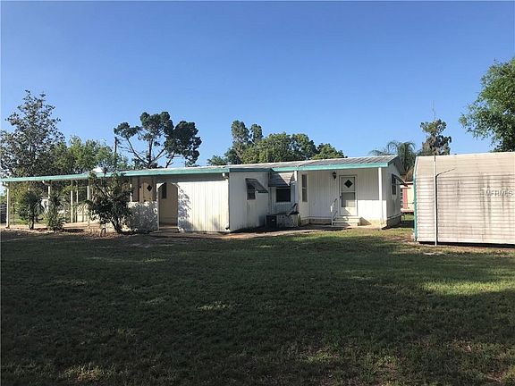4th image of 1410 County Dr