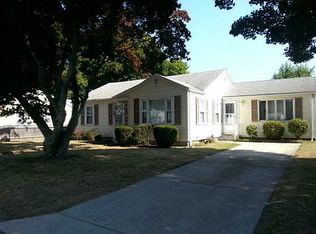 3 Cambria Dr, Lincoln, RI 02865