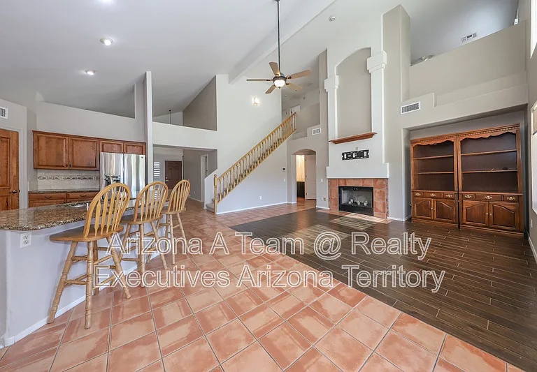 831 S Rincon Rising Rd — Photo 5