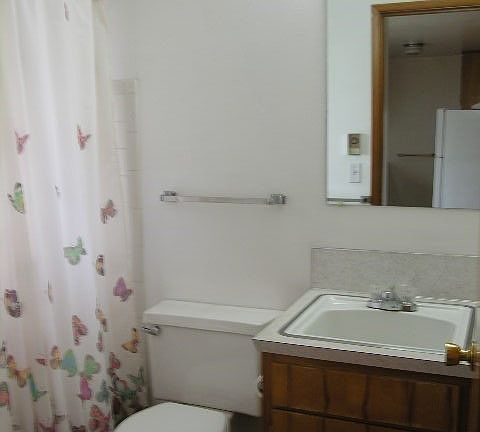 5th image of 3821 S Thompson Ave APT 10