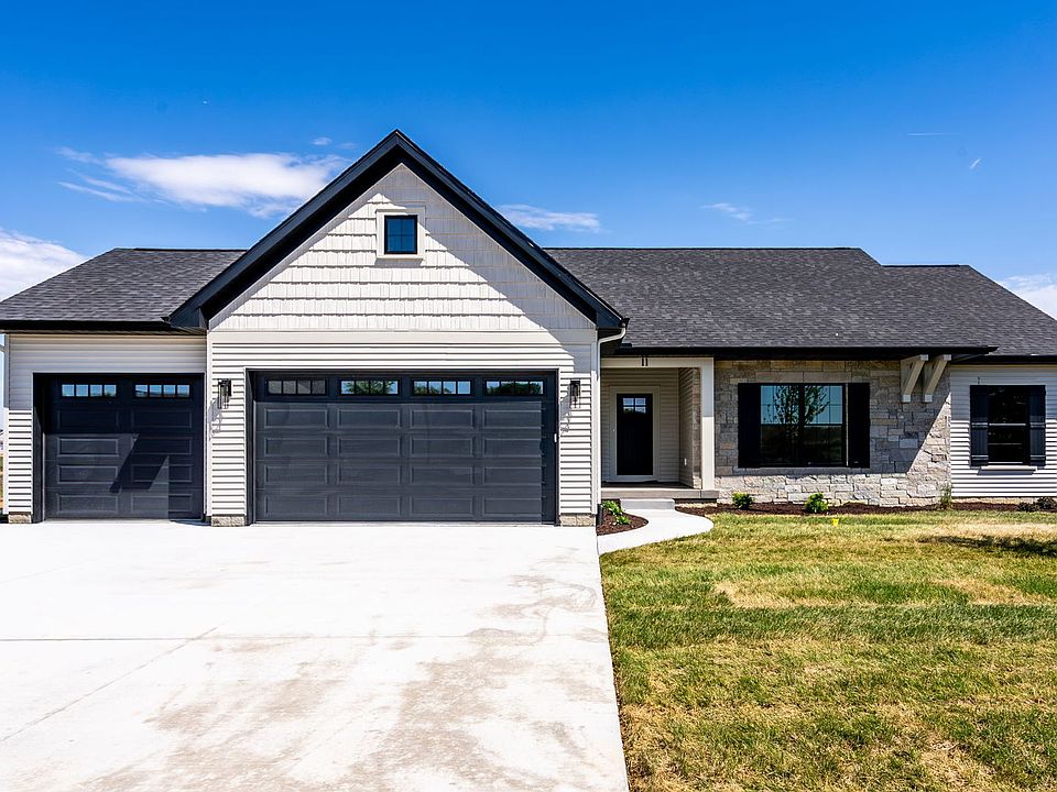 1st image of 11 Viola Dr