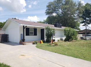 1008 W Clyde St, Andover, KS 67002