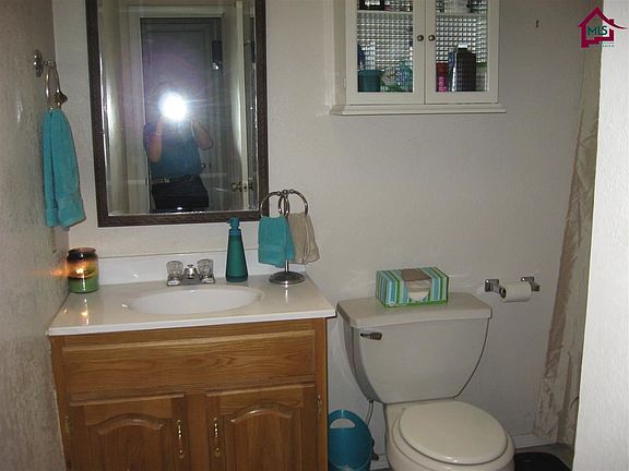 4th image of 453 Yale Dr