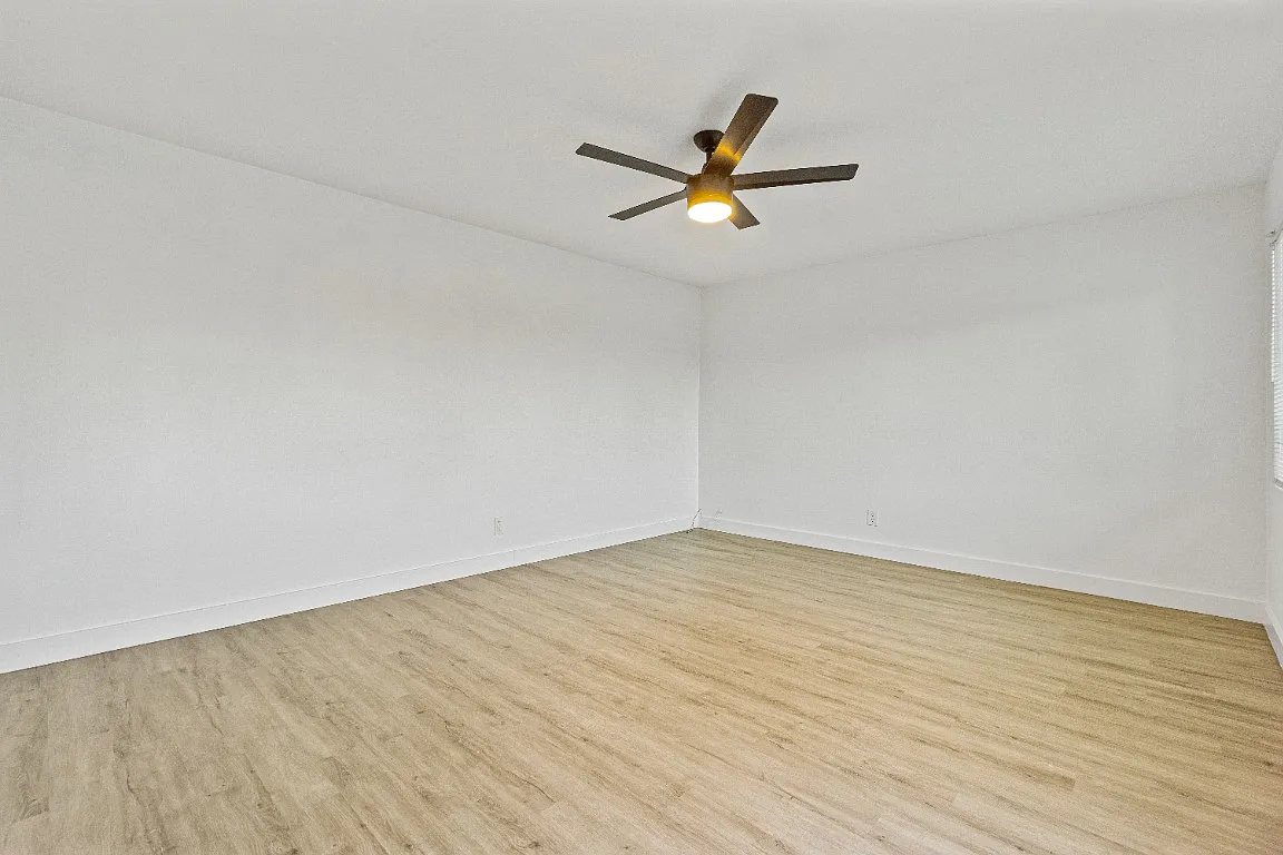 2 bed, 785 sqft, $1,800 — Photo 3