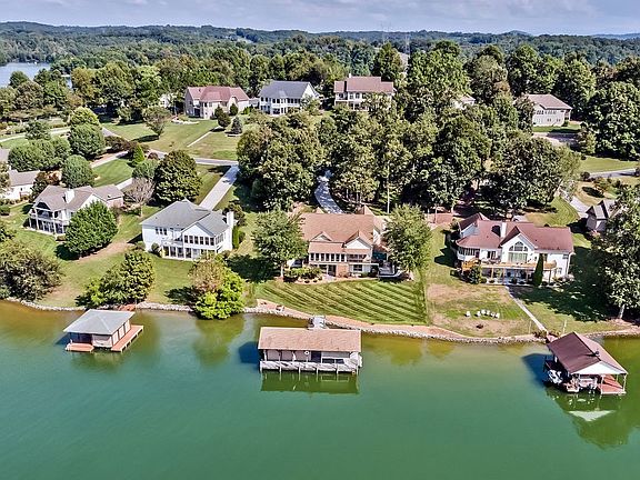 3rd image of 315 Okmulgee Cir