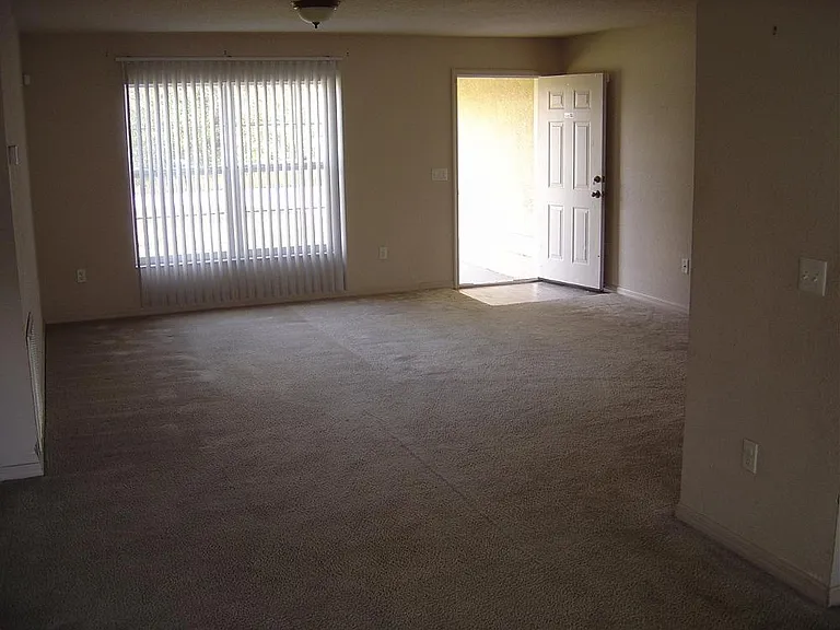 From dining room to front door