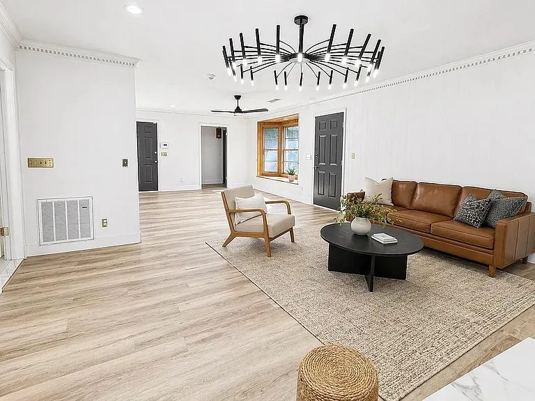 3827 Arrel Dr — Photo 10