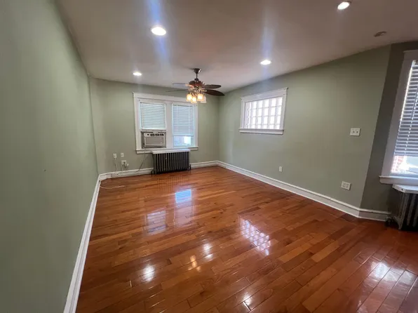 3204 Fanshawe St #2, Philadelphia, PA 19149