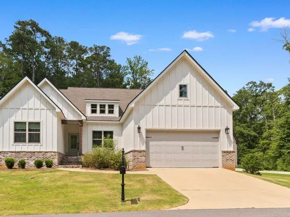 153 Southside Cir, Auburn, AL 36832