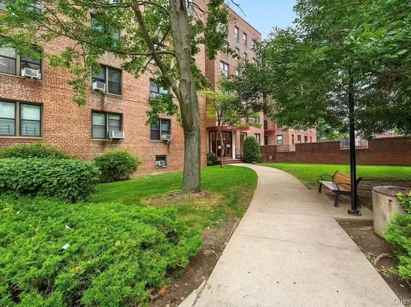 (undisclosed Address), Kew Garden Hills, NY 11367