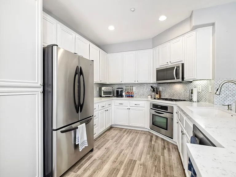 10055 Fieldthorn St — Photo 5