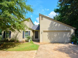 7334 Banks Mill Rd, Douglasville, GA 30135