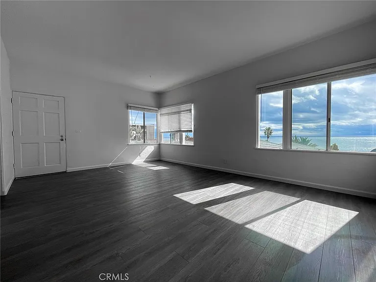 364 Cliff Dr #7 — Photo 13
