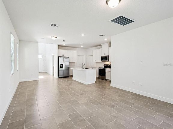 2nd image of 2273 Hen Rd