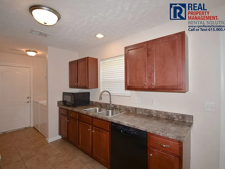 1548 Passage Dr — Photo 7