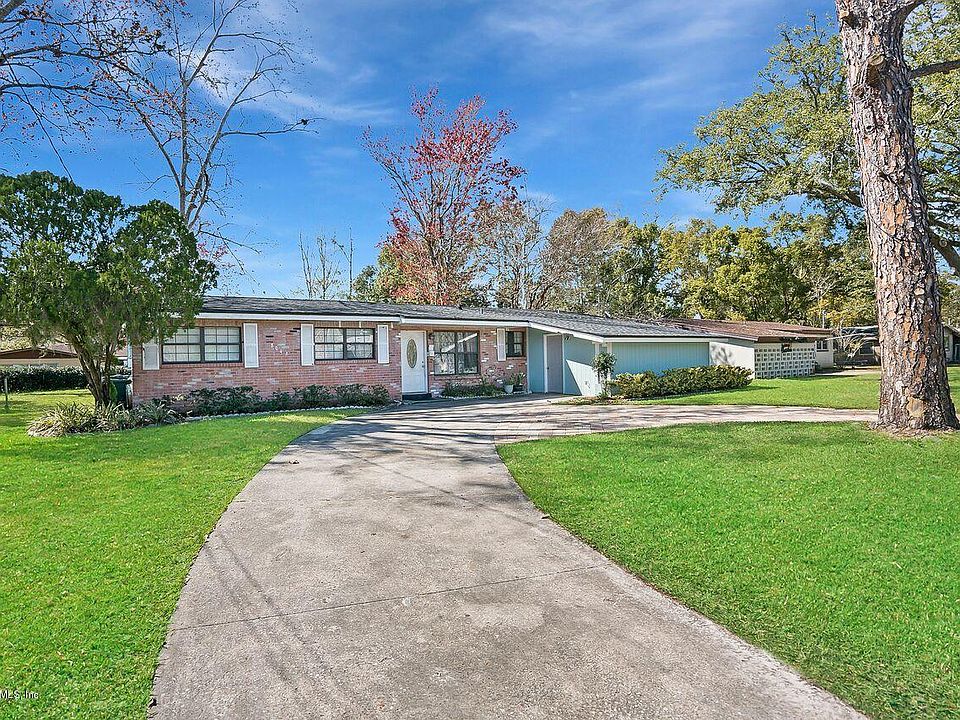 1st image of 8048 Napo Dr