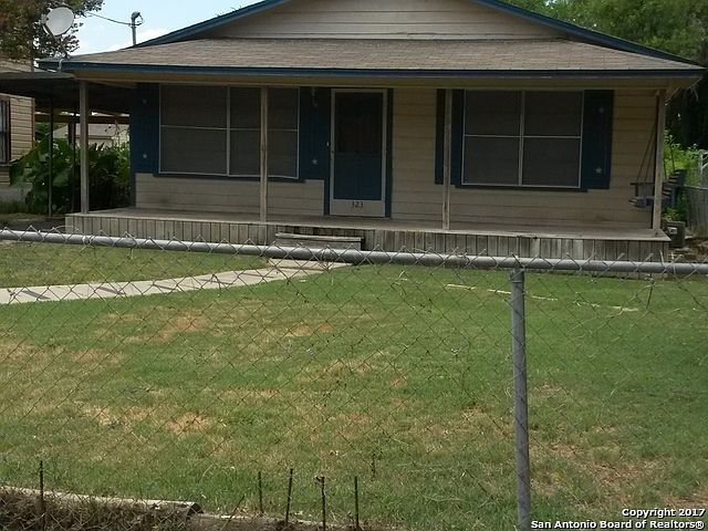 1st image of 323 Aaron Pl