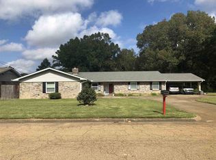 1621 Tanglewood Dr, Clinton, MS 39056