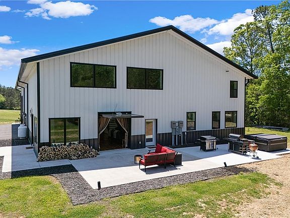 4th image of 1590 Four Mile Church Rd