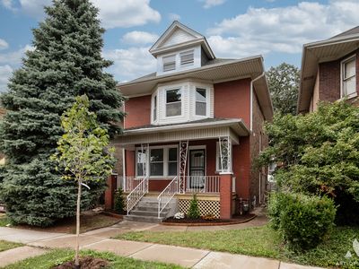 2610 E 74th Pl, Chicago, IL, 60649
