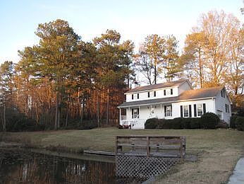 1st image of 2562 Oak Grove Ln