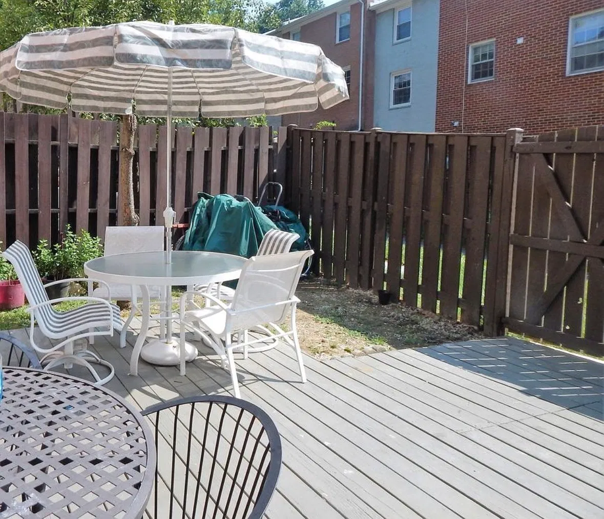 4 bed, 1302 sqft, $3,500 — Photo 4