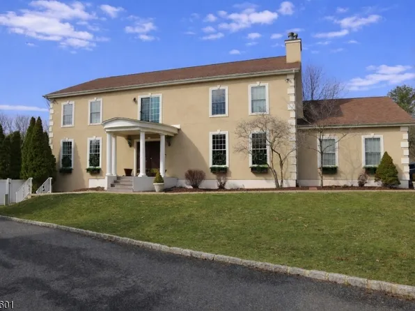 16 Lenape Trail, Montclair Twp., NJ 07043