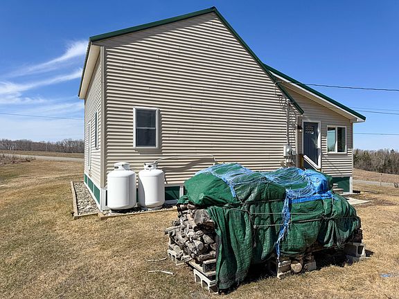 5th image of 643 Averill Road