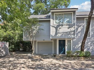 9222 Church Rd APT 200, Dallas, TX 75231