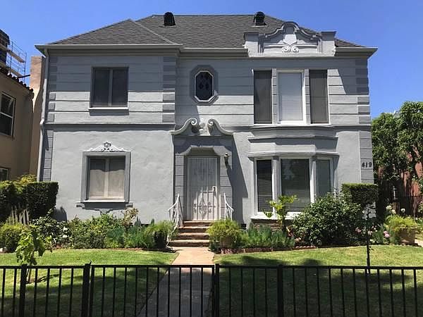 1st image of 419 N Doheny Dr APT B
