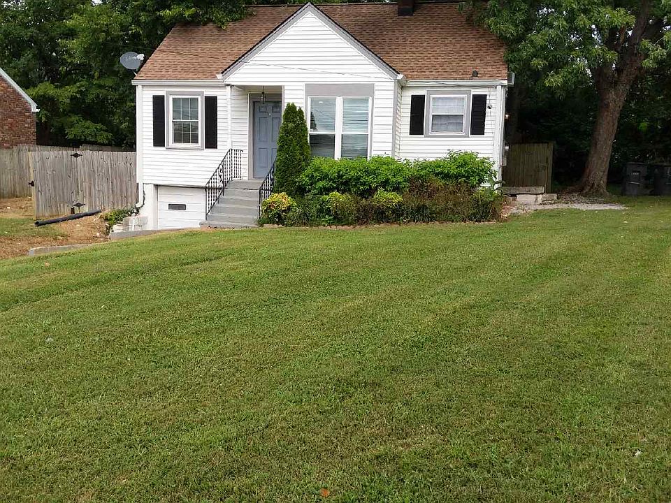 1st image of 1206 Saturn Dr