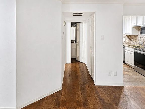 5th image of 18333 Roehampton Dr APT 714