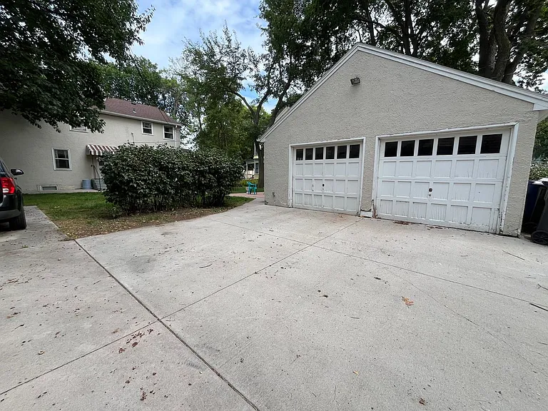 107 S Duluth Ave #1 — Photo 20