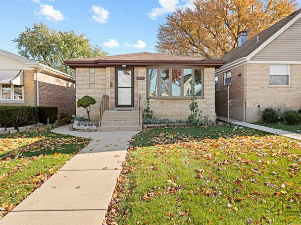 4709 N Odell Ave, Harwood Heights, IL 60706