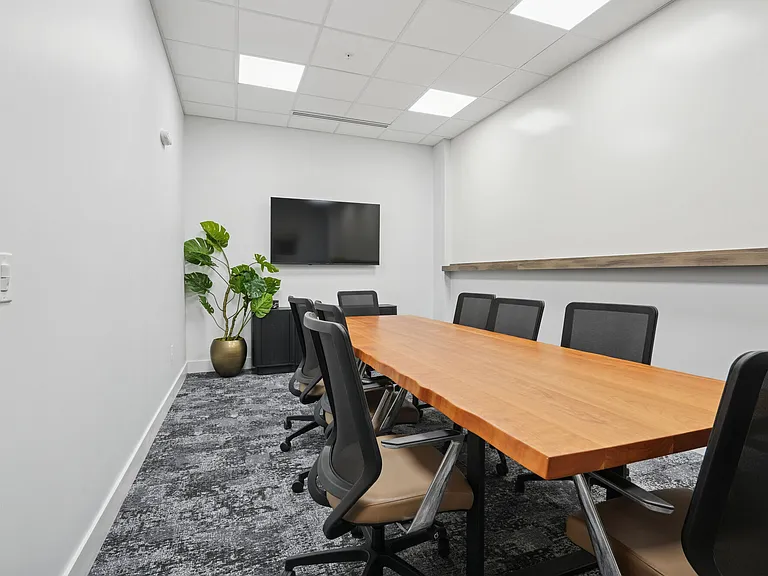The Avery — Photo 35