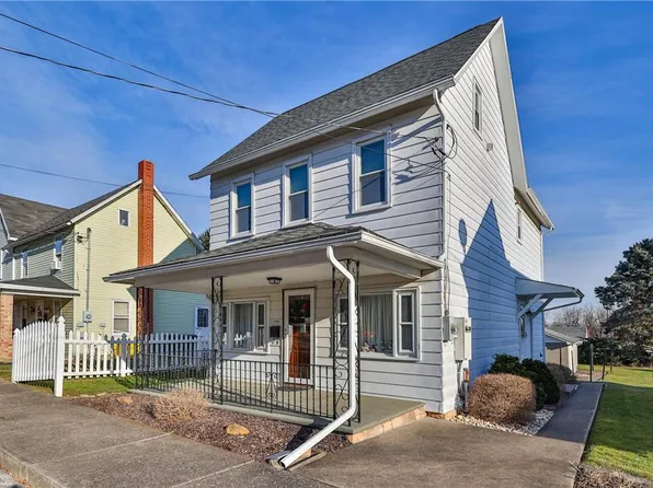 1508 Pine St, Pen Argyl, PA 18072