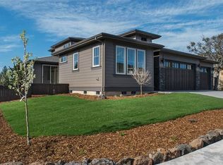 41 Pebble Creek Dr, Eagle Pt, OR 97524