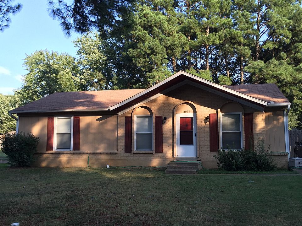 2nd image of 1004 Greencliff Rd