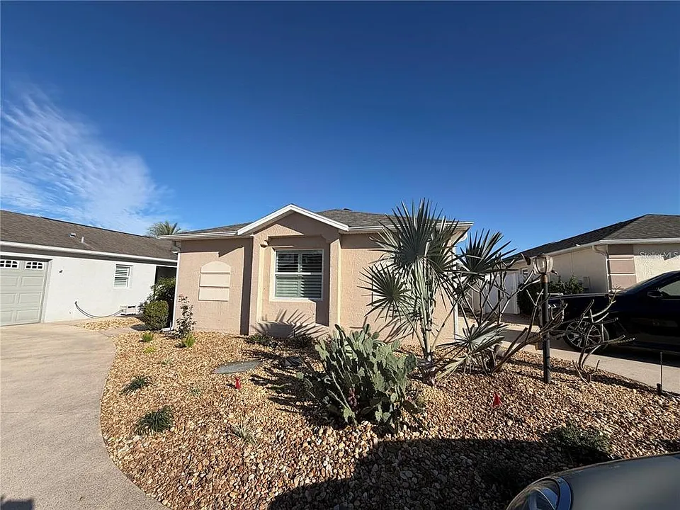 1963 Ladyfish Ave
