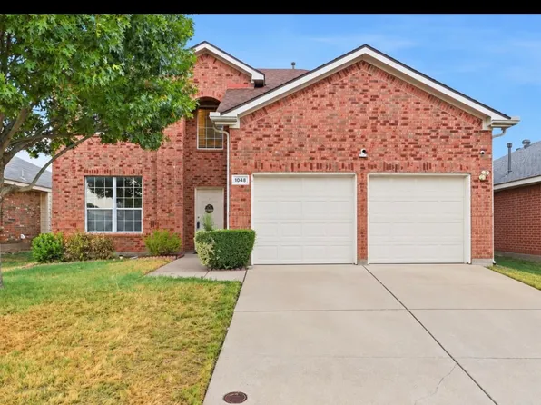 1048 Twin Brooks Dr, Grand Prairie, TX 75052