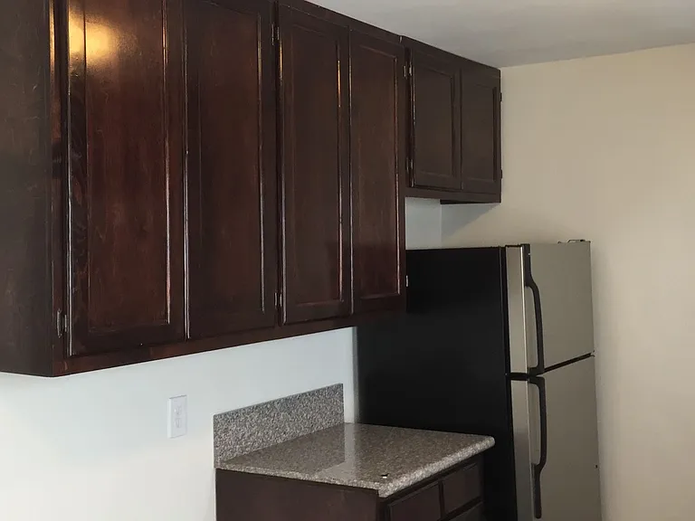 4353 Toland Way — Photo 13
